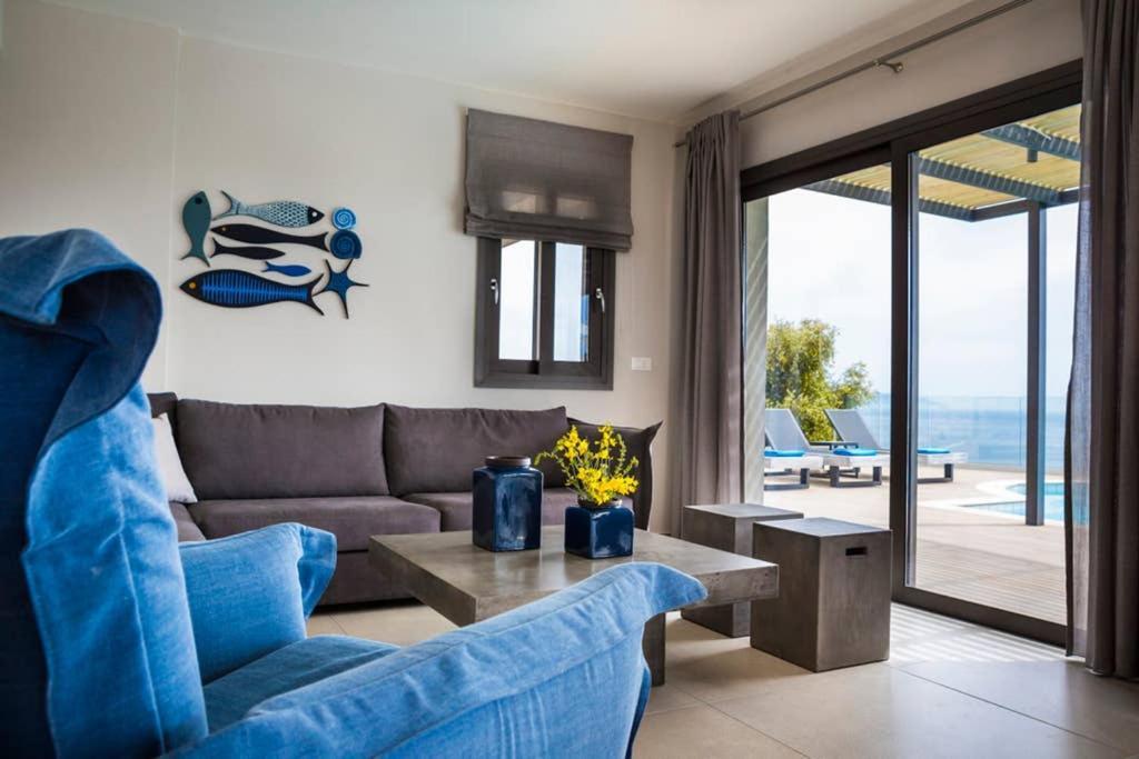 New Villa Blue With Private Pool At Trapezaki Livathos  Εξωτερικό φωτογραφία